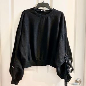 Oversize Sleeves Crop Sweater Black S/M